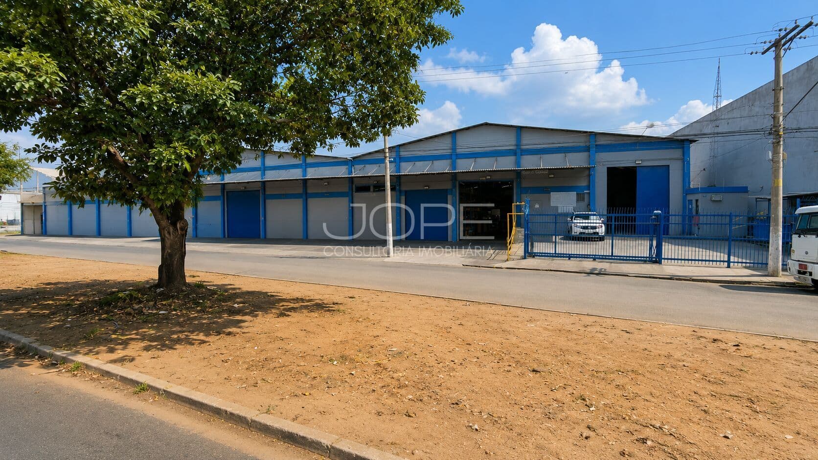 Armazém Logístico Last Mile para Locação na Vila Leopoldina com 5.500m² e Duas Frentes