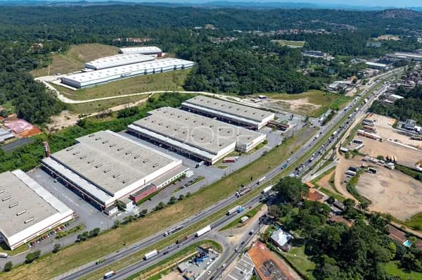 Galpão Industrial 2.463,64 m² Embu/SP