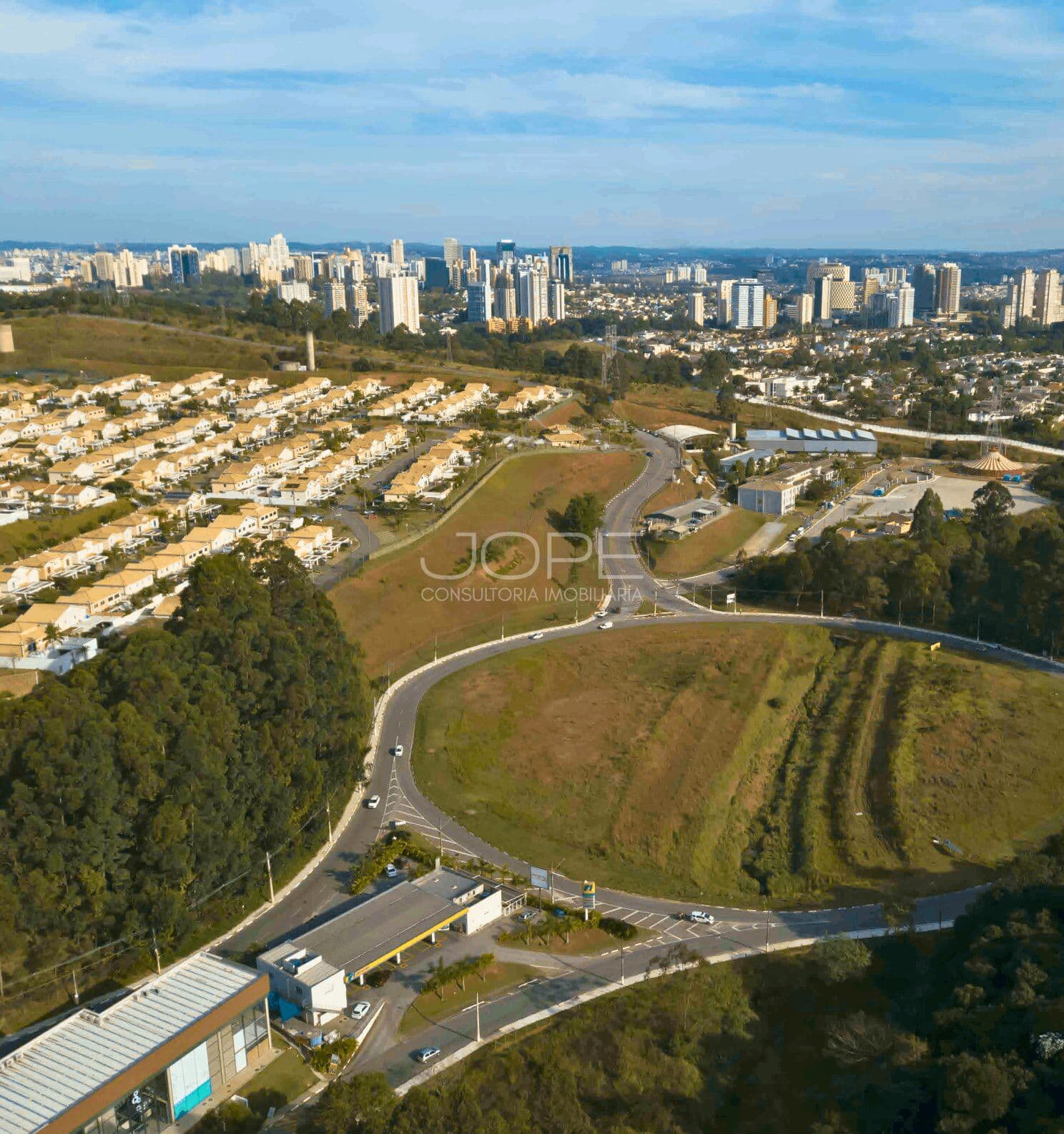 Terreno Comercial 11.325 m² na Av Marcos Penteado Tamboré Alphaville