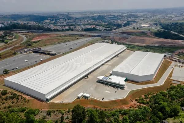 Galpão Industrial 4.525 m² Arujá/SP