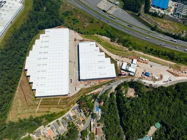 Galpões 7.149 m² em São Bernardo do Campo – CLE 3 com Docas e Pé-Direito 12 m
