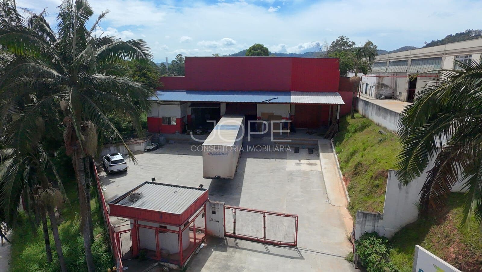 Galpão Logístico 2.072 m² em Barueri/SP – Jardim Itaquiti