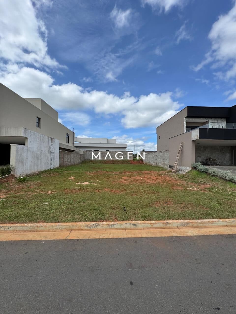 Oportunidade Única no Jardins França! Lote Exclusivo de 405m²