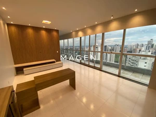 Apartamento Flat a venda no Liverpool, Sol da manhã, 2 vagas, andar alto