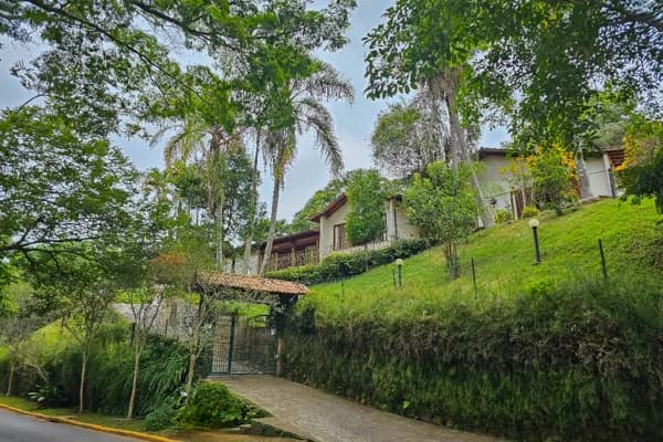 Casa no Vila Del Rey à venda com 420m², 4 quartos e 5 vagas - terreno de 2400m2