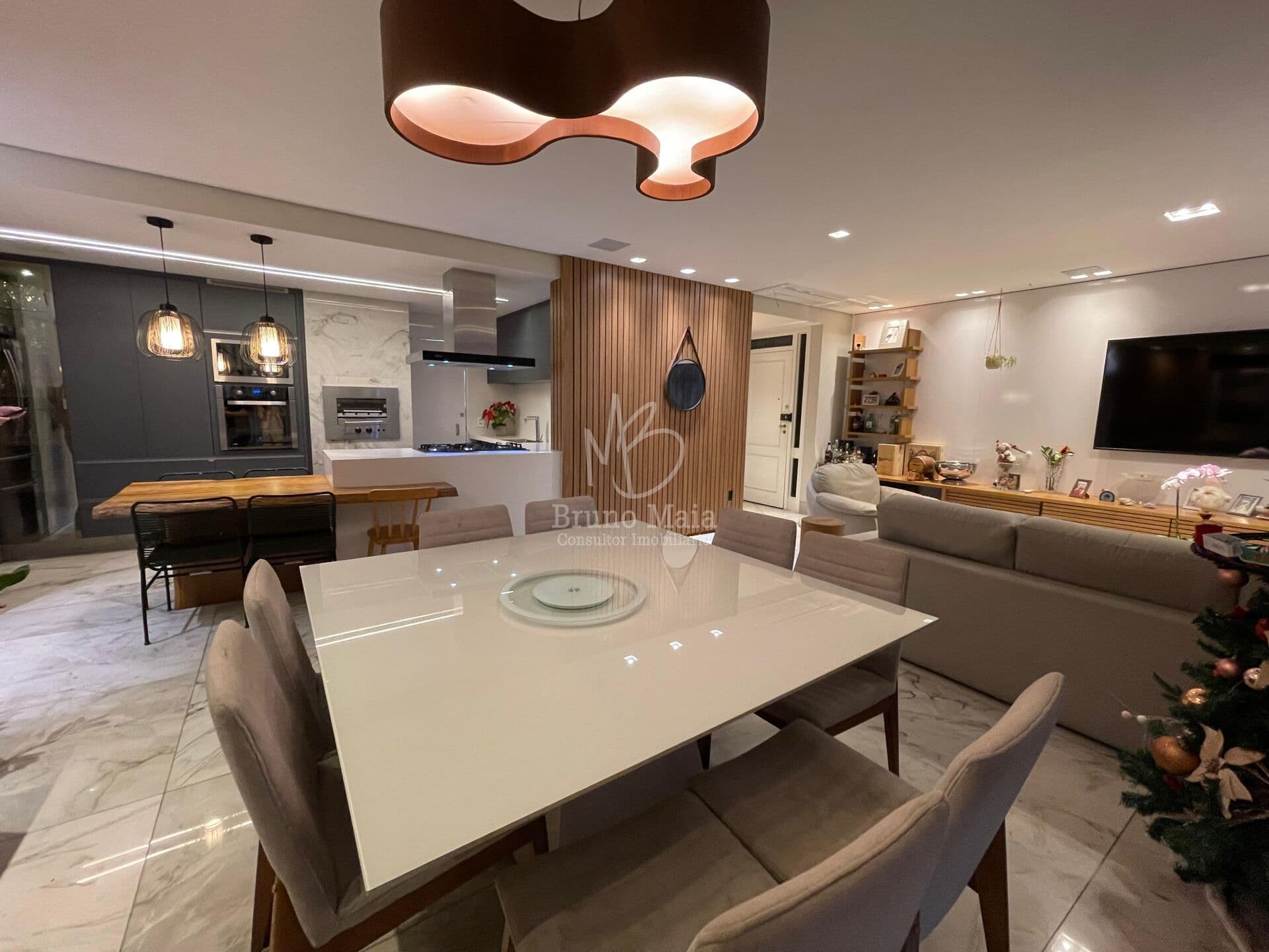 Apartamento de luxo no bairro de Lourdes