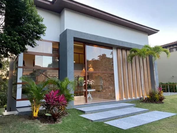 Casa 5/4 de Luxo à Venda no Condomínio Ilha dos Pássaros – Praia do Forte