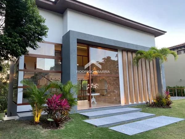 Casa 5/4 de Luxo à Venda no Condomínio Ilha dos Pássaros – Praia do Forte