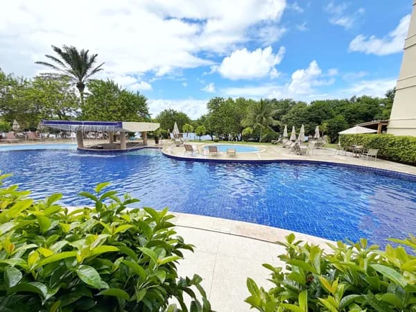 Apartamento Garden com vista lago à venda em Guarajuba