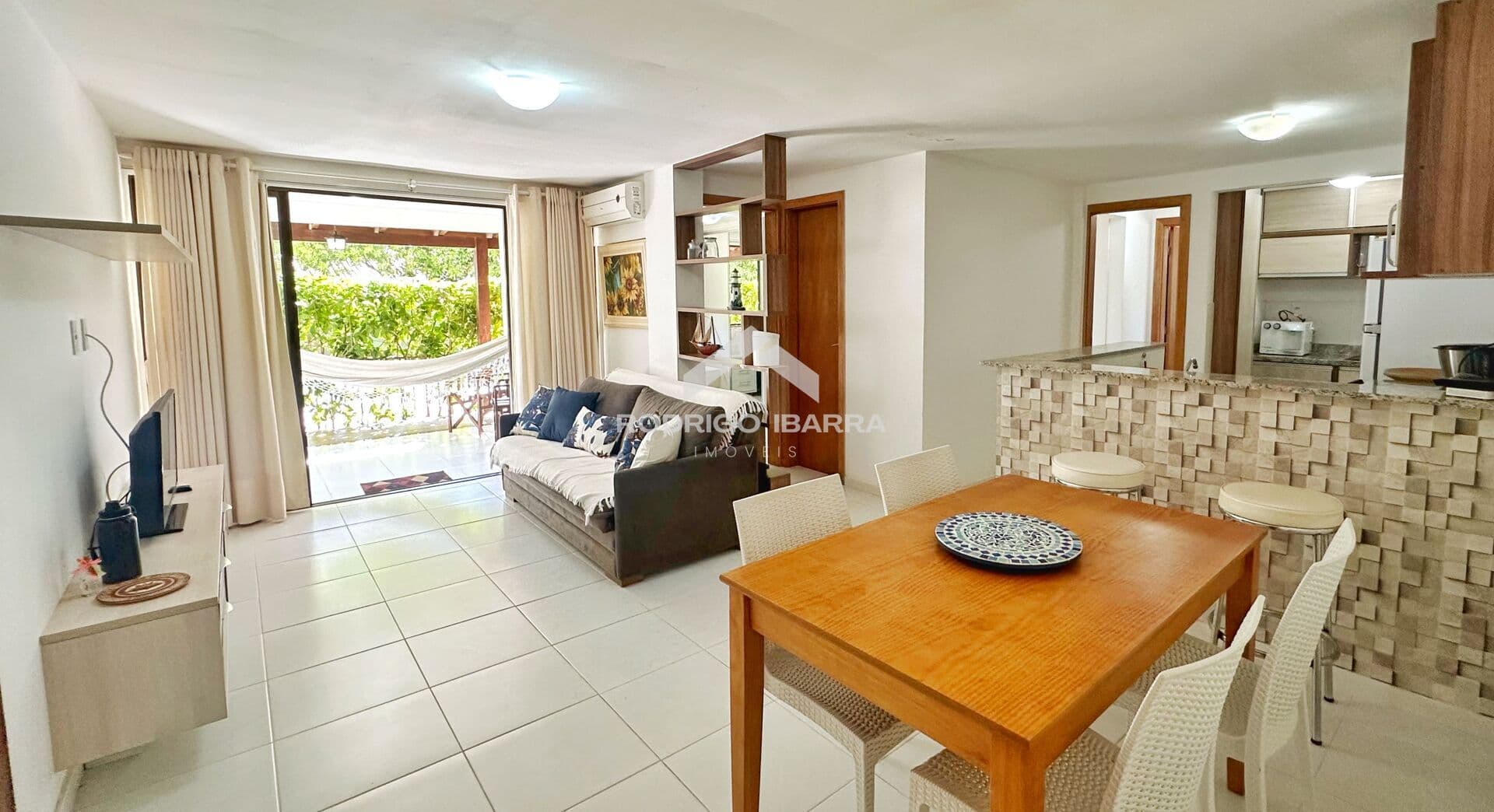 Apartamento Garden em GUARAJUBA, Camaçari/BA