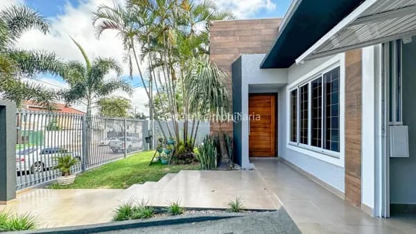 Casa no Bairro Tropical