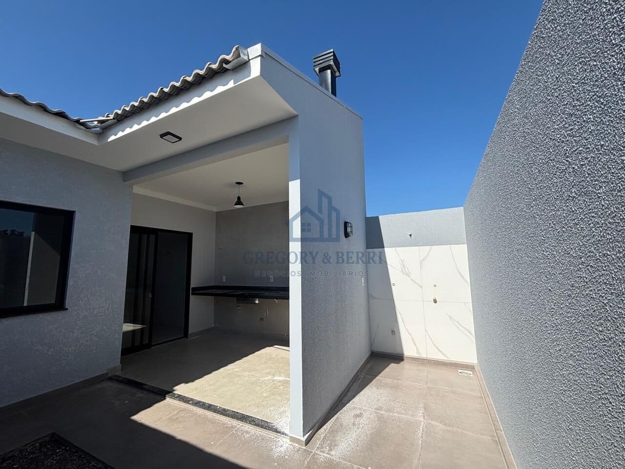 Casa para Venda no Esmeralda