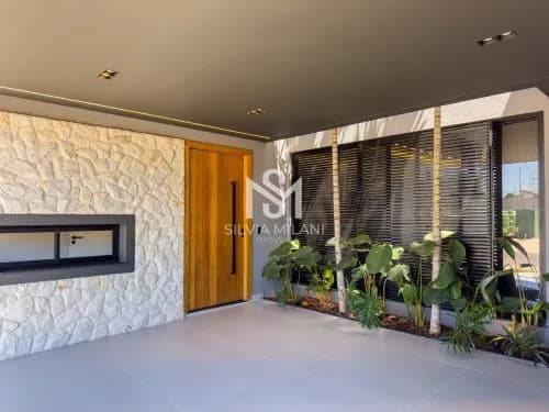 Casa térrea com 03 suítes, escritório e piscina no Condomínio Villa Sapezal em Indaiatuba/SP