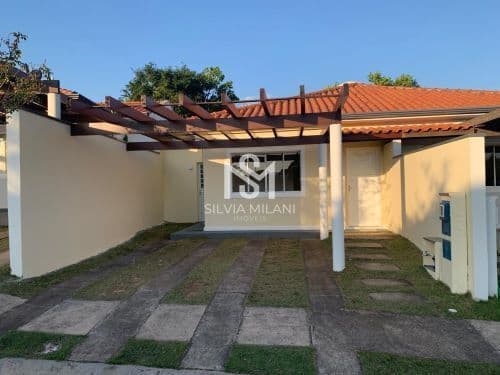 Casa de condomínio com 03 dormitórios- Vila Formosa Indaiatuba/SP