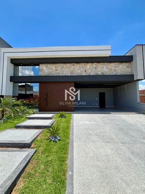 Casa no Condomínio Maria Cândida com 03 suítes, escritório e piscina - Indaiatuba /SP