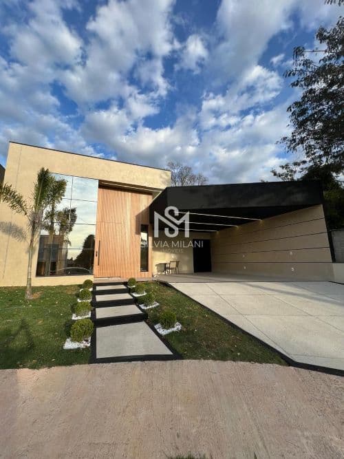 Casa com 03 suítes, piscina e escritório no Condomínio Milano em Indaiatuba /SP