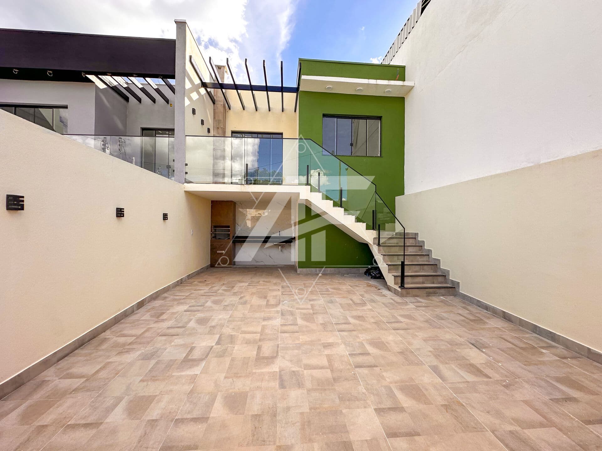 Casa Alto Padrão - Última Unidade