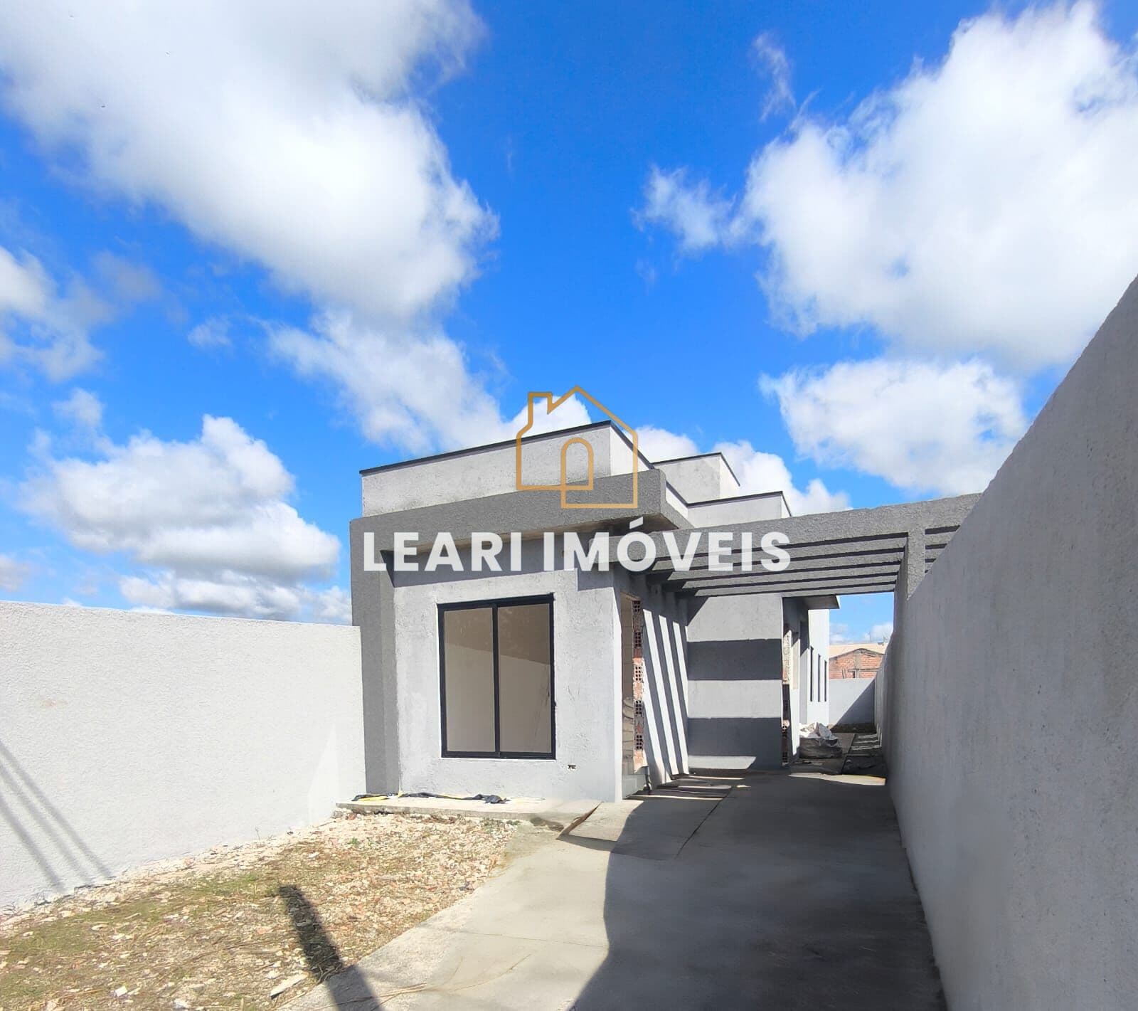 Casa em São José dos Pinhais - SÃO MARCOS