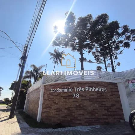 Sobrado em Curitiba - Uberaba