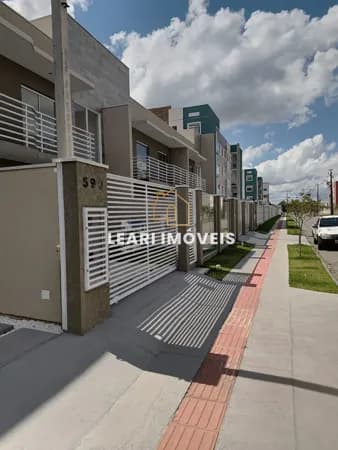 Sobrado em São José dos Pinhais - Cidade Jardim