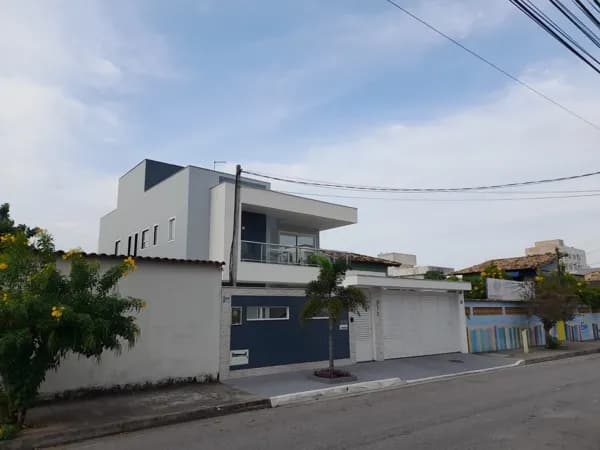 Sobrado em Rio das Ostras - Recreio