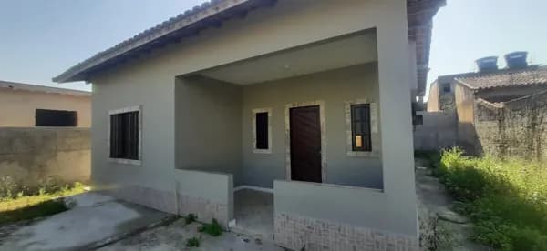 Casa em Rio das Ostras - Cidade Praiana