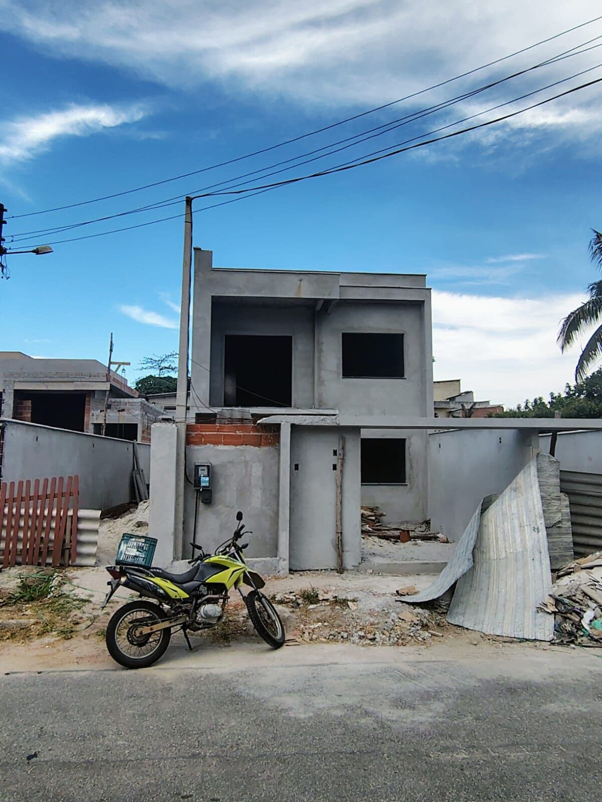 Sobrado em Rio das Ostras - Costazul