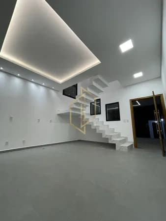 Sobrado em Joinville - Costa e Silva