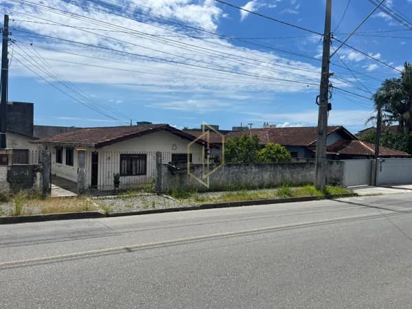 Casa em Adhemar Garcia, Joinville/SC
