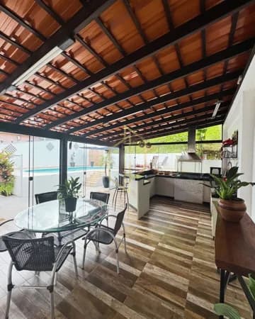 Casa em Joinville - Saguaçu