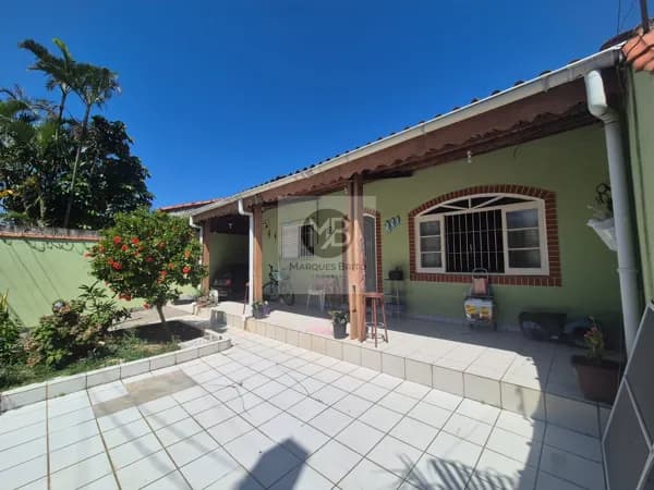 Casa em Estância Balneária Belmira Novaes, Peruíbe/SP