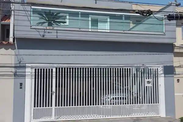Sobrado à Venda com 177m², 3 dormitórios, 3 suítes, 1 sala e 3 vagas!!!