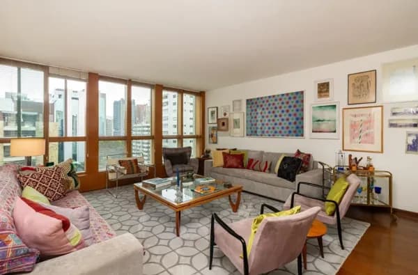 Apartamento em São Paulo - Jardim Paulista