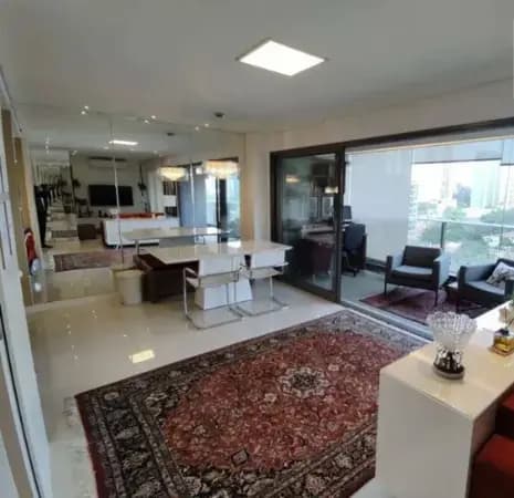 Apartamento à Venda com 82m², 1 dormitório, 1 suíte, 1 sala e 2 vagas!!!