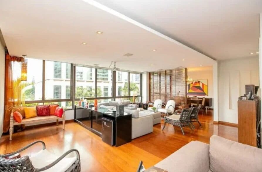 Apartamento em São Paulo - Itaim Bibi