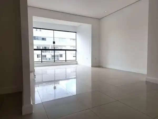 Apartamento à Venda com 102m², 3 dormitórios, 2 suítes, 1 sala e 2 vagas!!!