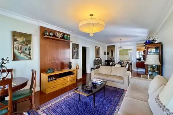 Apartamento à Venda com 192m², 3 dormitórios, 1 suíte e 2 vagas!!!