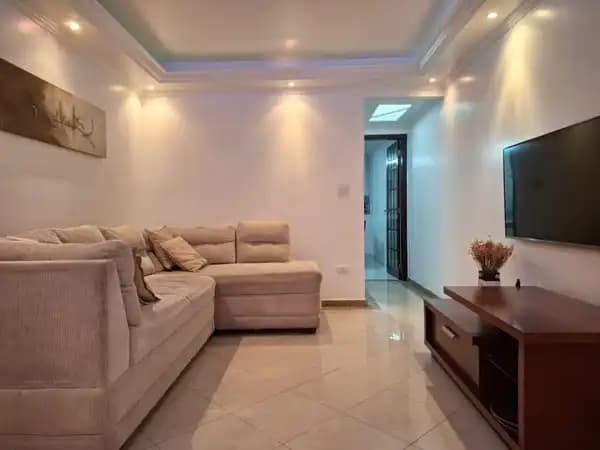 Sobrado à Venda com 173m², 3 dormitórios, 1 suíte, 1 sala e 2 vagas!!!