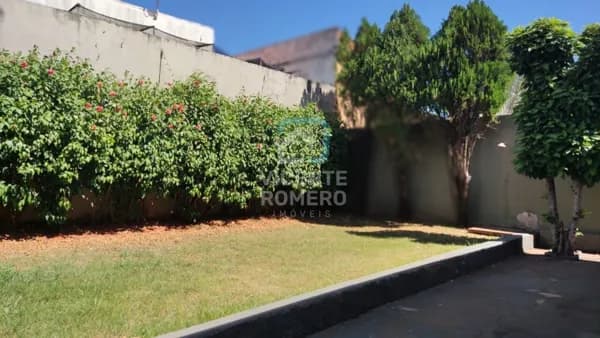 Imóvel para venda possui 155 metros quadrados com 3 quartos 1 suíte 2 vagas