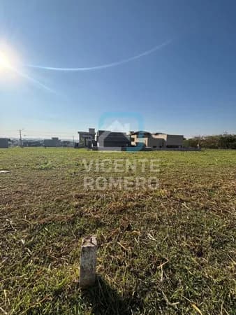 Terreno em Condomínio 313,75 M² Terreno póximo a Portaria do Condomínio