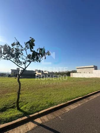 Terreno em Condomínio 313,75 M² Terreno póximo a Portaria do Condomínio