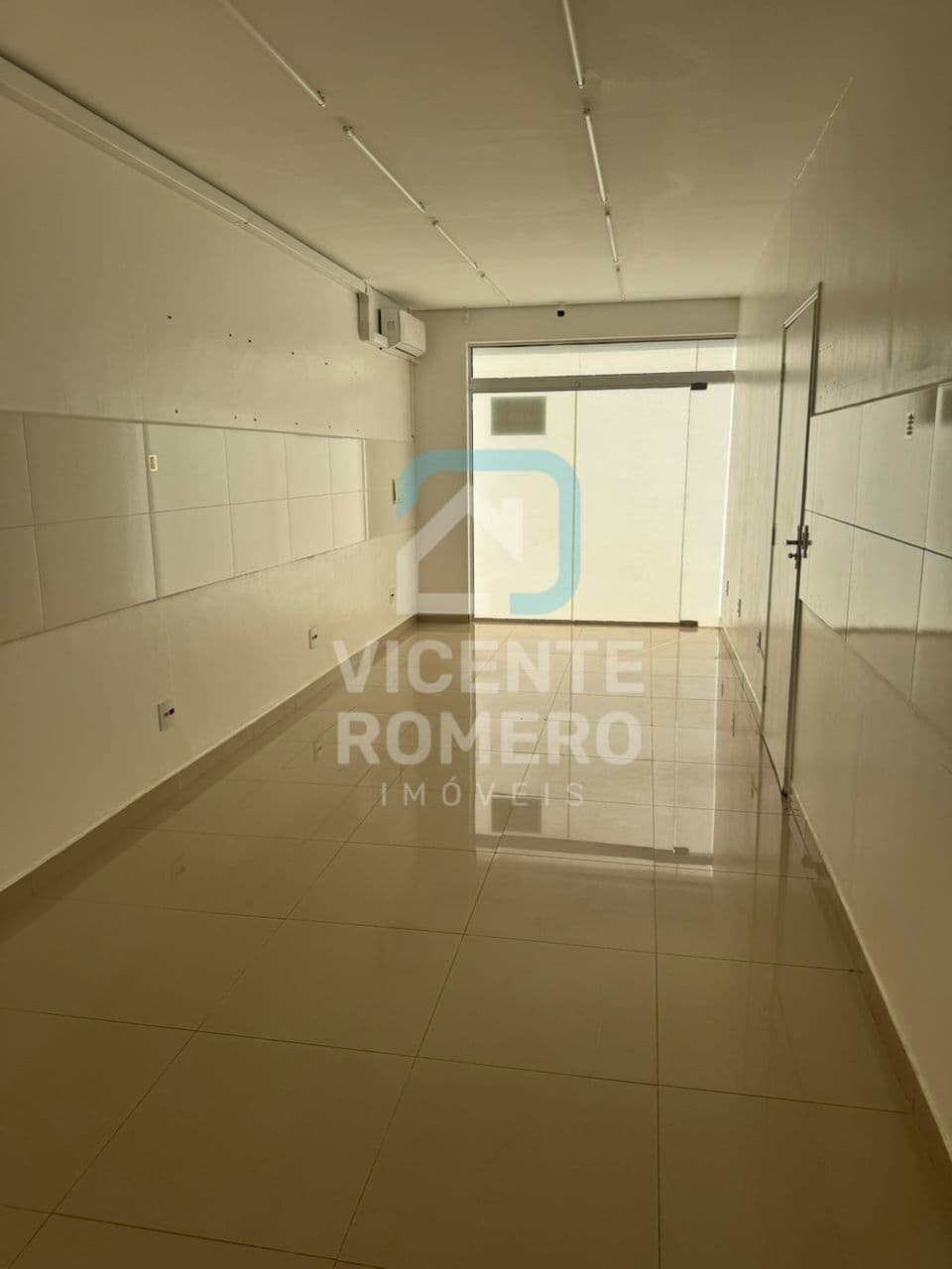 Excelente Salão Comercial para Locação no Jardim Urano