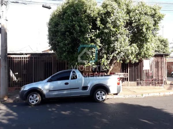 Casa Padrão a venda no bairro Solo Sagrado I Com renda Excelente para investidores