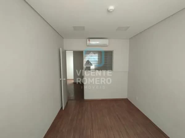 Sala comercial em cima da riomedica esquina do Forum VENDA OU LOCAÇÃO