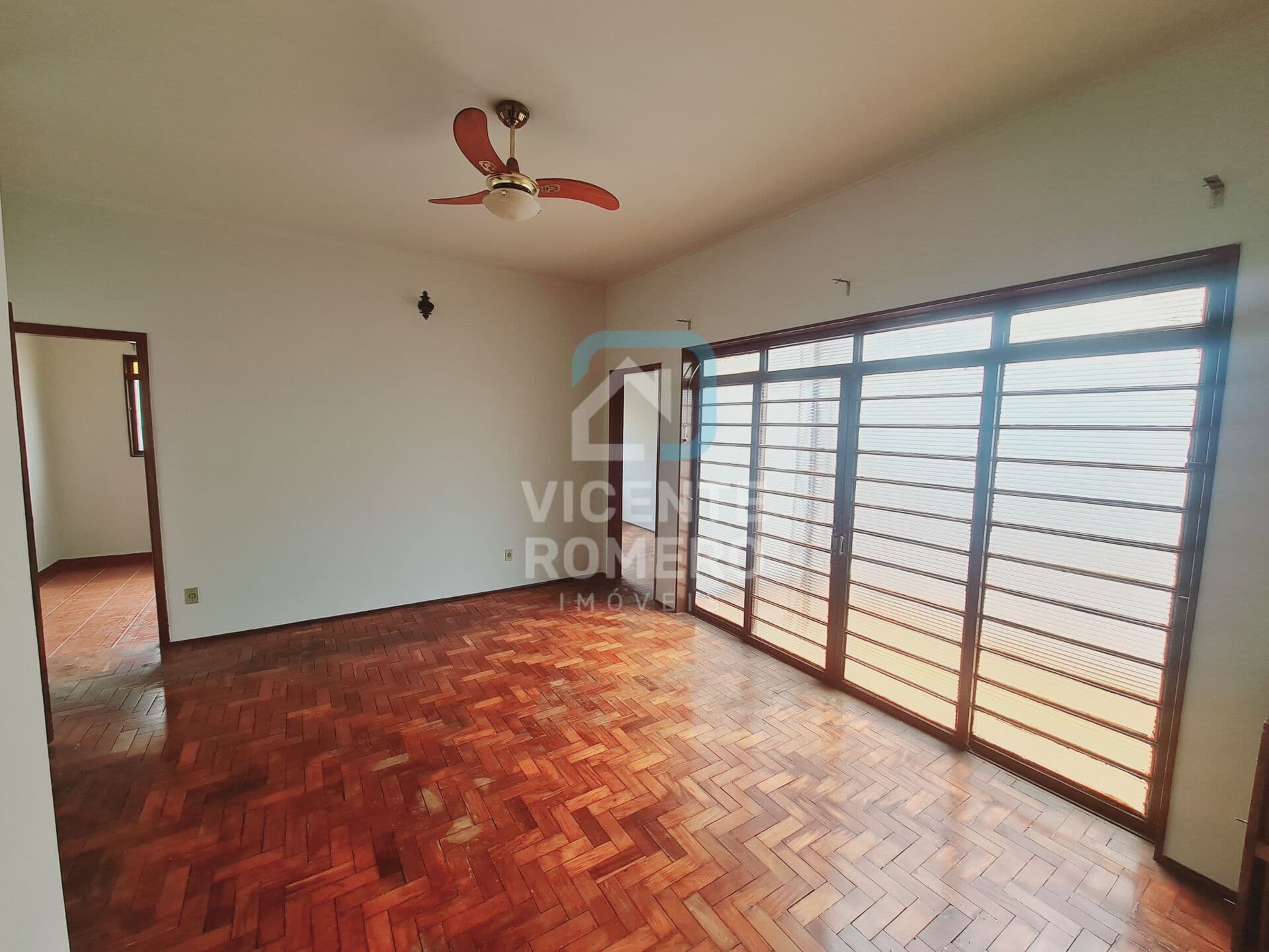 Casa para Locação No Bairro Jardim Bordon Valor R$3.000,00 Três Mil Reais Mensais com IPTU incluso