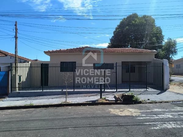 Venha Morar em uma casa de facil acesso a transporte Publico em Bairro tranquilo e seguro Venda e Locação