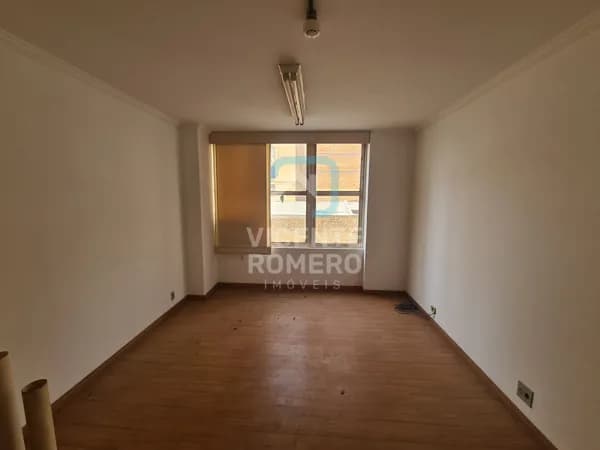 Sala comercial em cima da riomedica esquina do Forum VENDA OU LOCAÇÃO