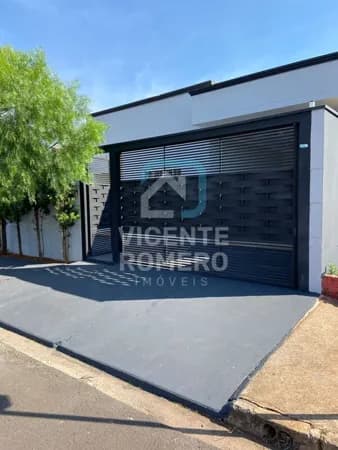 Casa a Venda Uso Misto Comercial e Residencial 2 Quartos 1 Suíte 1 Vaga + Salão Comercial