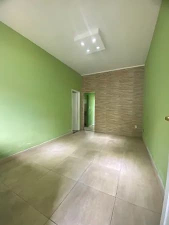 Casa Linear no Centro de Campo Grande, Rio de Janeiro/RJ