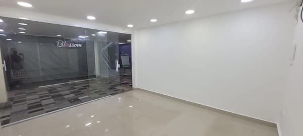 Loja Comercial para locação, Campo Grande, Rio de Janeiro - LO0011.